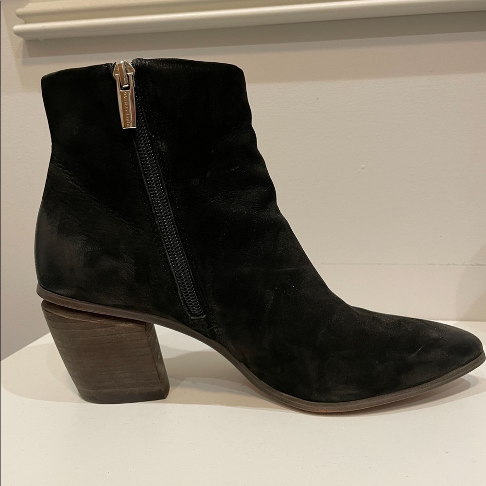 Women’s Black Booties - Picture 3 of 7